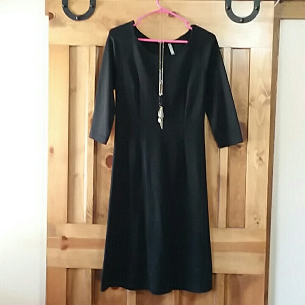 Hanna Andersson black dress